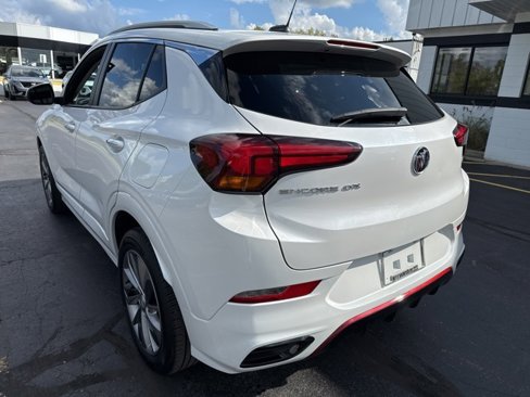 Certified 2022 Buick Encore GX Select w/ Sport Touring Package image 10