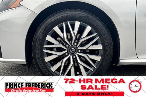 Used 2023 Nissan Altima 2.5 SV image 9