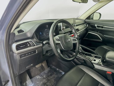 Used 2020 Kia Telluride LX image 13
