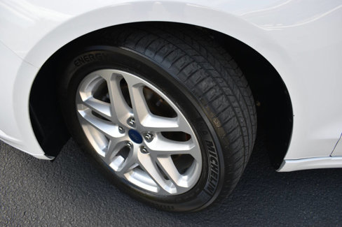 Used 2016 Ford Fusion SE w/ Equipment Group 202A image 41