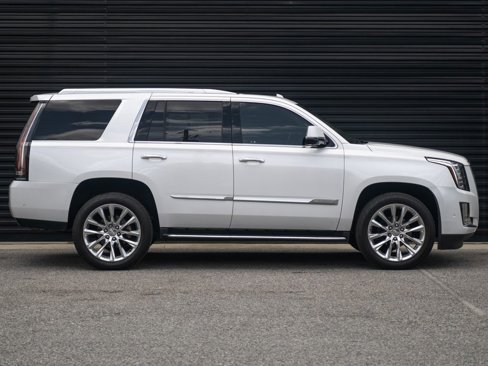 Used 2020 Cadillac Escalade Luxury image 11