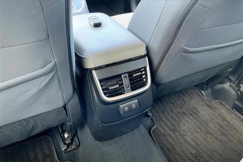 Used 2022 Subaru Outback Premium image 25