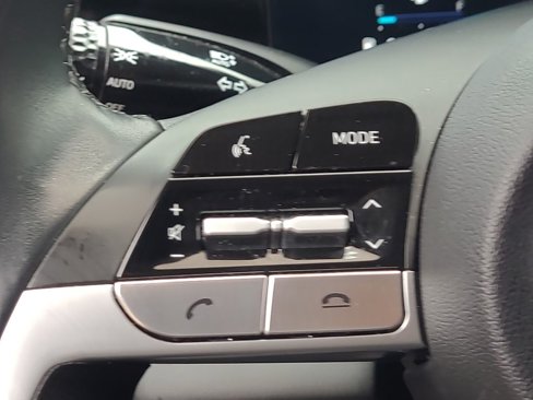 Used 2023 Hyundai Elantra SEL w/ Convenience Package image 23