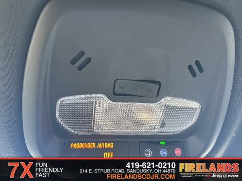 Used 2024 Chevrolet Trax RS image 21