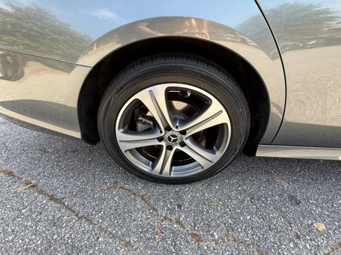 Used 2019 Mercedes-Benz E 300 image 27