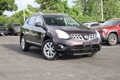 Used 2013 Nissan Rogue SL image 2