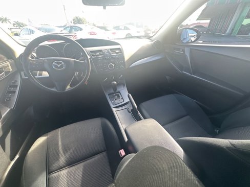 Used 2013 MAZDA MAZDA3 i SV image 15