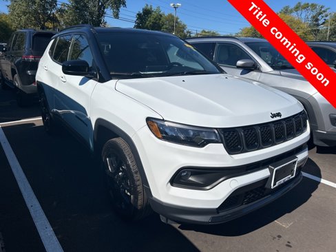 Used 2023 Jeep Compass Altitude image 3
