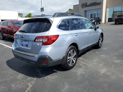 Used 2019 Subaru Outback 2.5i Limited image 3