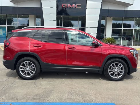 Certified 2023 GMC Terrain SLT w/ Infotainment Package II image 8