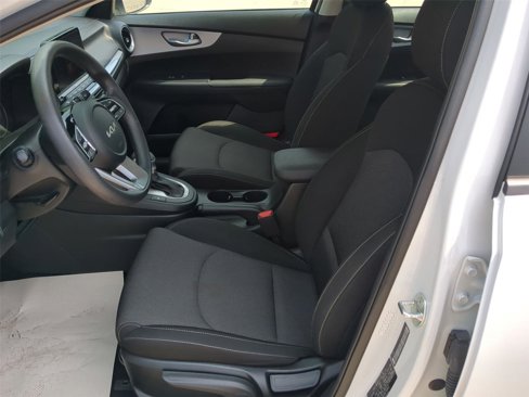 Used 2024 Kia Forte LXS image 14