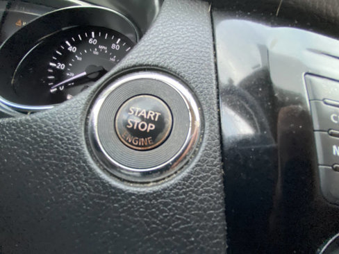 Used 2014 Nissan Rogue SL image 40
