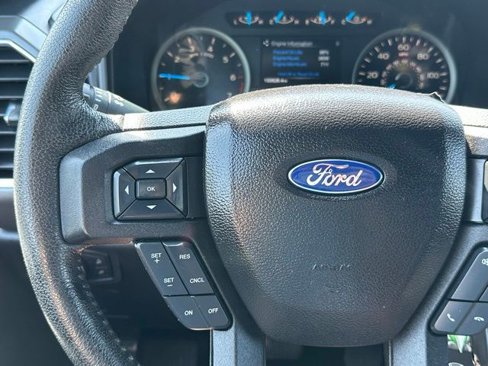 Used 2016 Ford F150 XLT w/ Equipment Group 302A Luxury image 24