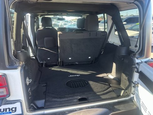 Used 2016 Jeep Wrangler Unlimited Sport image 13