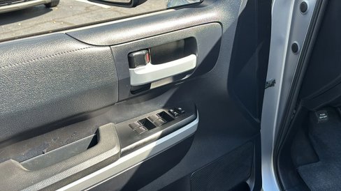 Used 2014 Toyota Tundra SR5 image 14