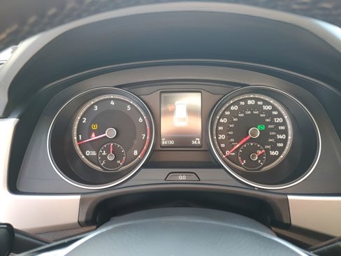 Used 2018 Volkswagen Atlas SEL w/ R-Line Package image 37