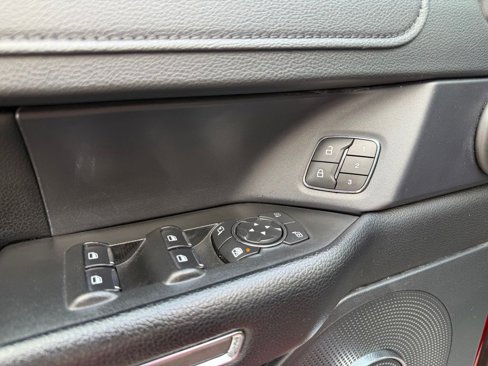 Used 2020 Ford Expedition Max XLT w/ Equipment Group 202A image 10