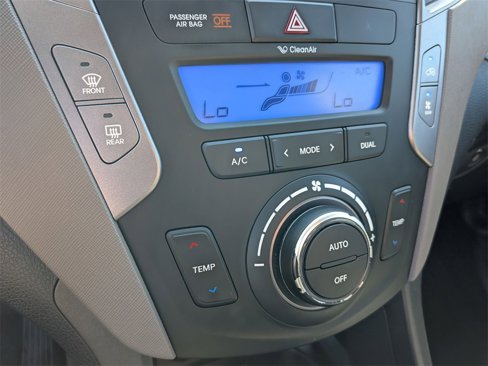 Used 2014 Hyundai Santa Fe GLS image 20
