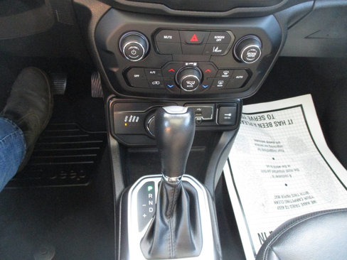 Used 2021 Jeep Renegade Limited w/ Sun & Sound Group image 24