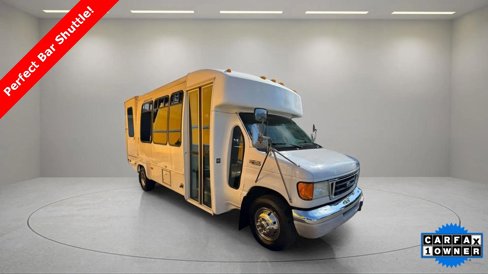 Used 2003 Ford E-450 and Econoline 450 image 1