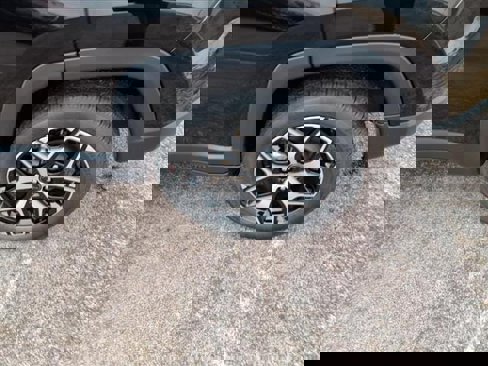 New 2025 Jeep Compass Limited image 21