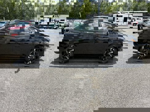 New 2025 Nissan Versa SR image 4