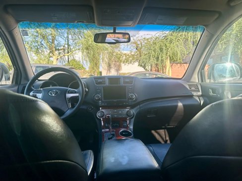 Used 2012 Toyota Highlander Limited image 13