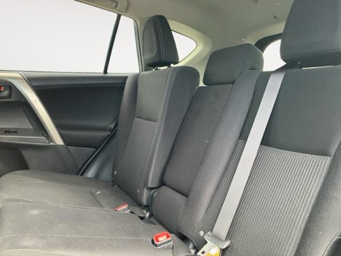 Used 2013 Toyota RAV4 XLE image 13