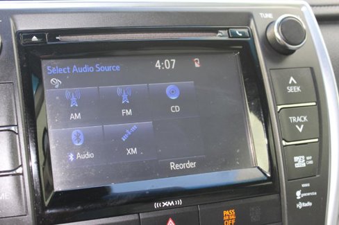 Used 2017 Toyota Camry XLE image 33