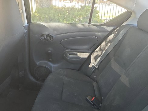Used 2015 Nissan Versa S Plus image 8