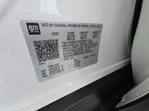 New 2025 Chevrolet Equinox LT w/ Safety and Technology Package image 33