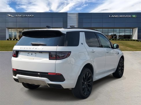 Used 2024 Land Rover Discovery Sport S image 3