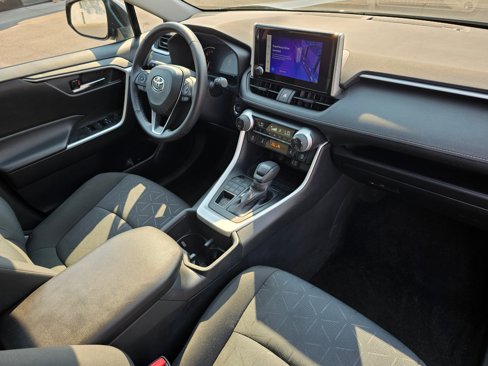 Used 2024 Toyota RAV4 XLE image 16