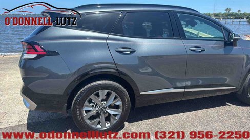 Used 2025 Kia Sportage SX Prestige image 8