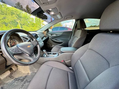 Used 2020 Chevrolet Malibu RS image 8