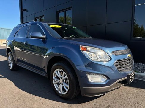 Used 2017 Chevrolet Equinox LT image 8