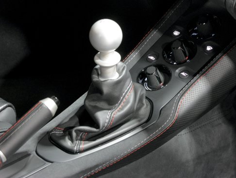 Used 2021 Lotus Evora image 5