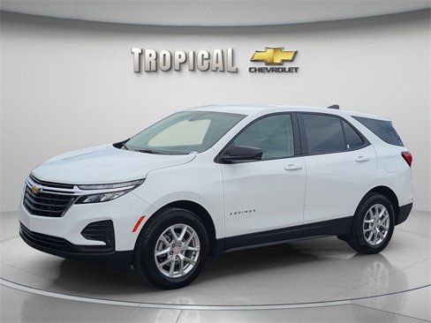 Used 2024 Chevrolet Equinox LS image 1