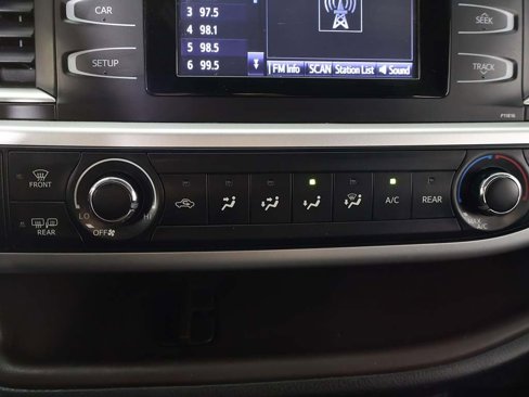 Used 2019 Toyota Highlander LE image 43