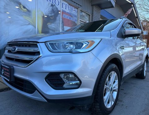 Used 2019 Ford Escape SEL image 7