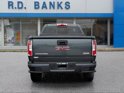 Used 2016 GMC Canyon SLE w/ All Terrain Package image 4