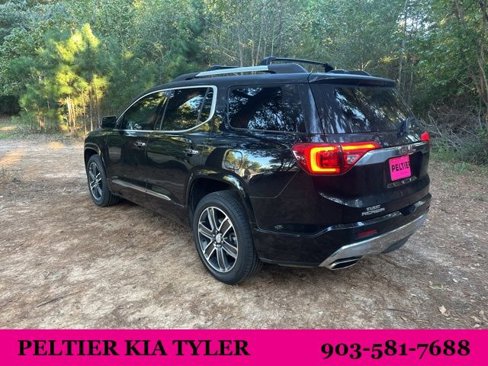 Used 2017 GMC Acadia Denali image 9