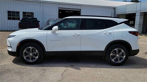 Certified 2023 Chevrolet Blazer LT w/ Convenience Package image 5