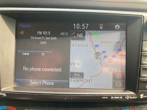Used 2018 Toyota RAV4 Limited image 35