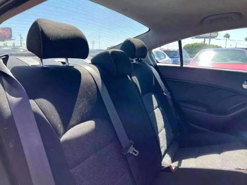 Used 2017 Kia Forte LX image 20