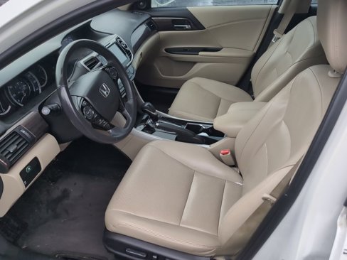Used 2017 Honda Accord EX-L image 12