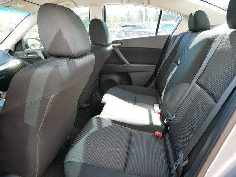 Used 2013 MAZDA MAZDA3 i Sport image 7
