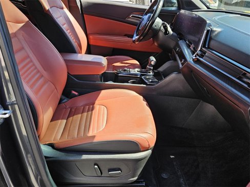Used 2023 Kia Sportage SX image 14