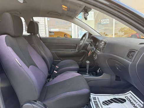 Used 2010 Hyundai Accent GS w/ Premium Pkg 3 image 10