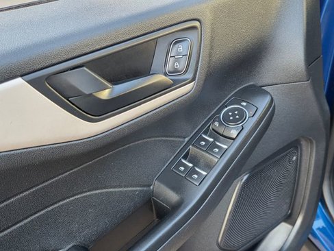 Used 2022 Ford Escape SE image 21